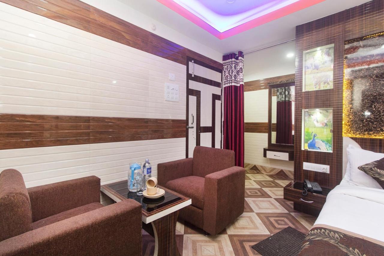 Oyo 16064 Tirupati Lodge Siliguri Exterior foto