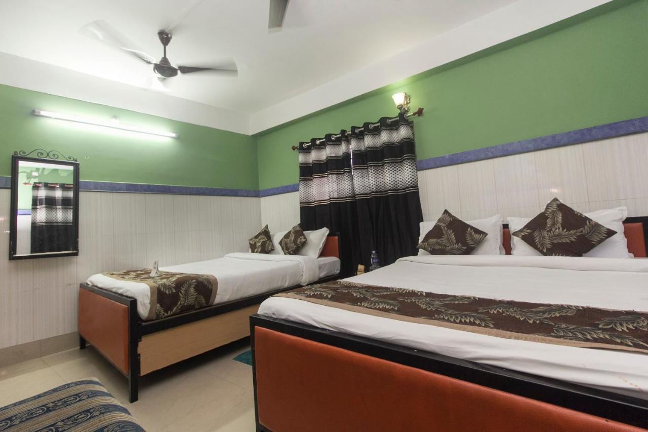 Oyo 16064 Tirupati Lodge Siliguri Exterior foto